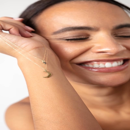 Emerald Clover Pendant in 9K Gold