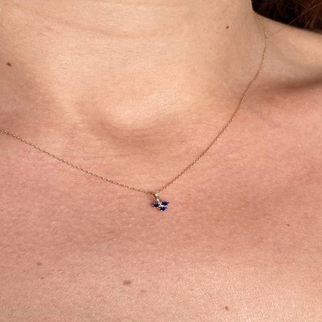 Sapphire Clover Pendant in 9K Gold