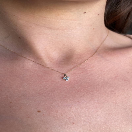 Colgante Trébol Circonita Grande en Oro de 9K