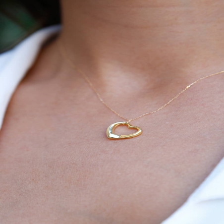 Hollow Heart Pendant 9K Gold