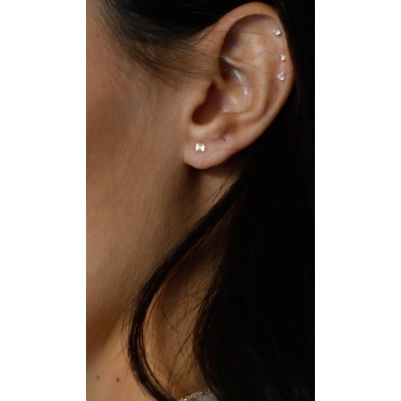 Piercing en Oro de 9K Cuadrado Mateado